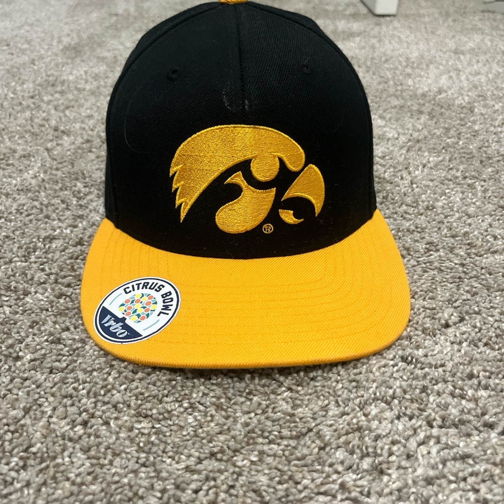 Nike Black and Gold Cap